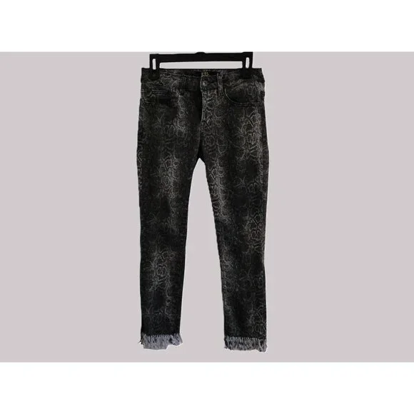 Lucky & Blessed Womens Jean Ankle Skinny Fringe Hem Gray & Black Size 4 - Picture 2 of 11